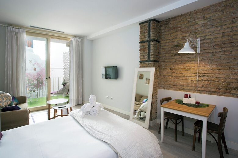 Aparthotel Graffiti Suites M�laga