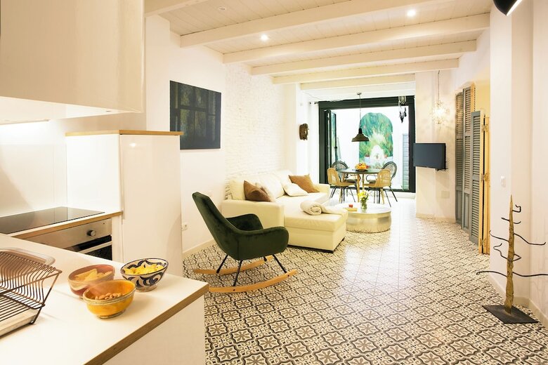 Aparthotel Graffiti Suites M�laga