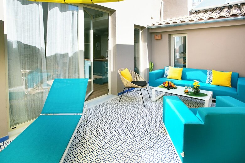 Aparthotel Graffiti Suites M�laga
