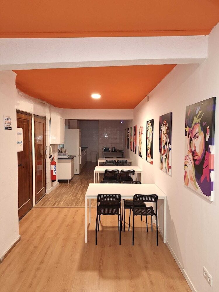 Hostal Arc House Granada