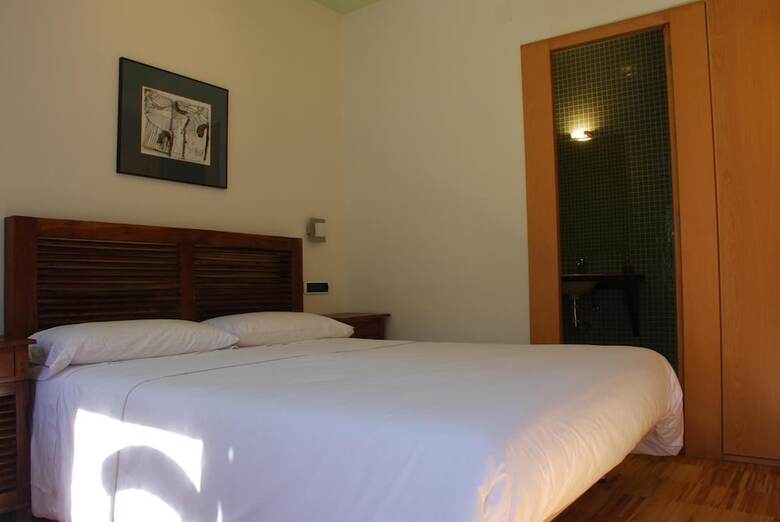 Aparthotel Budi�o De Serraseca