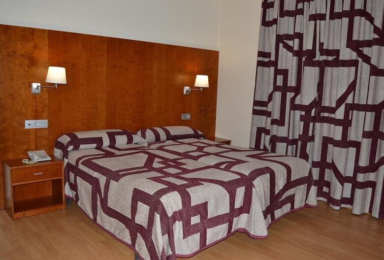 Hostal Hotel Jarama