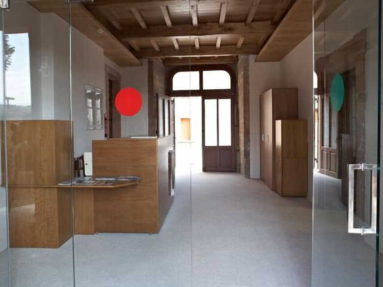 Hostal Albergue Monasterio De La Magdalena - Hostel