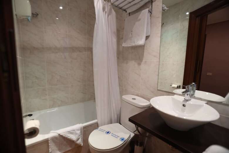 Hostal Goya Suites