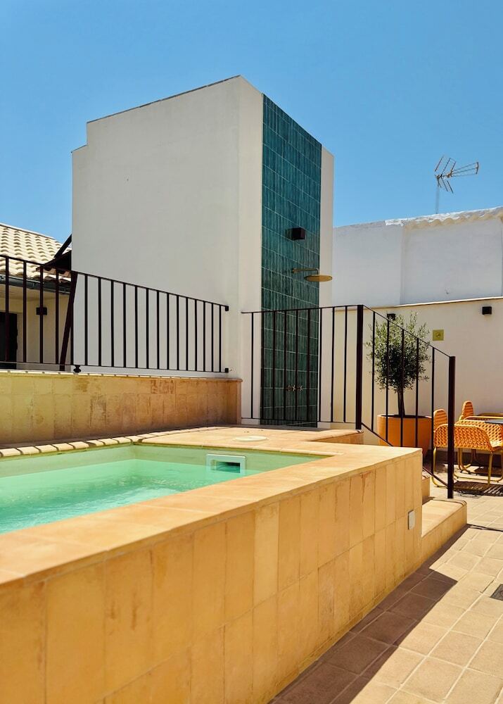 Hostal Lirium Casa Patio