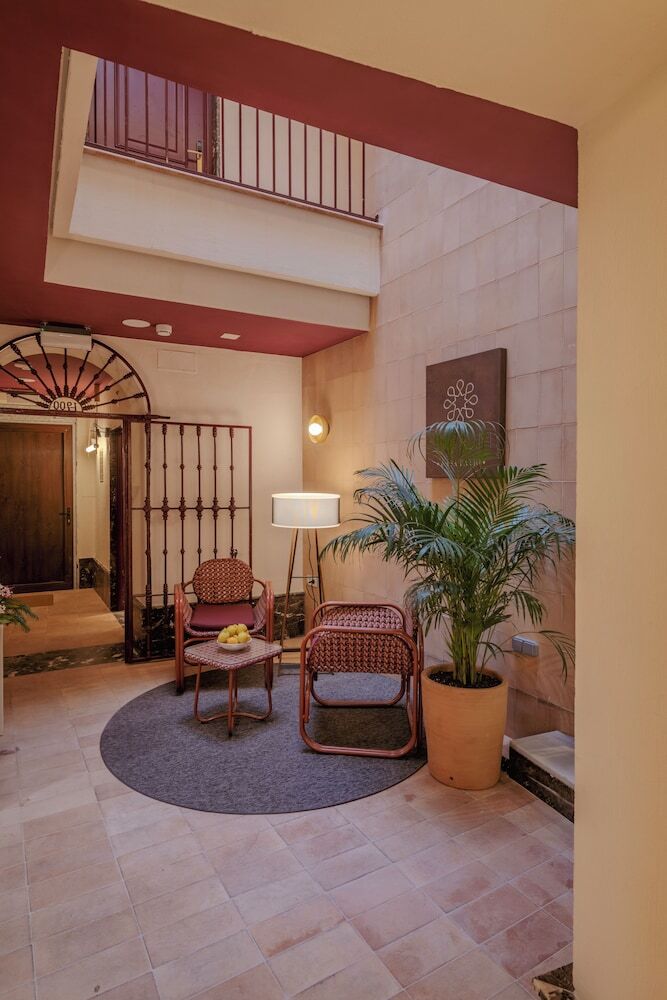 Hostal Lirium Casa Patio