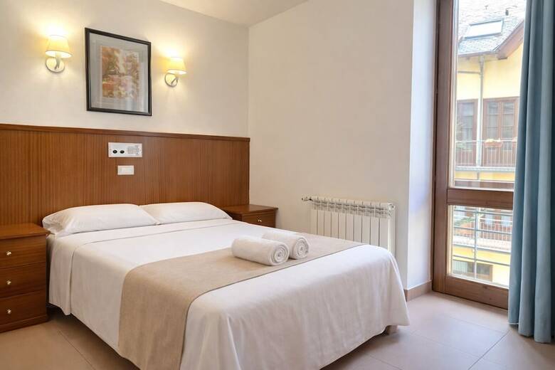 Hotel La Creu By Rda Hotels