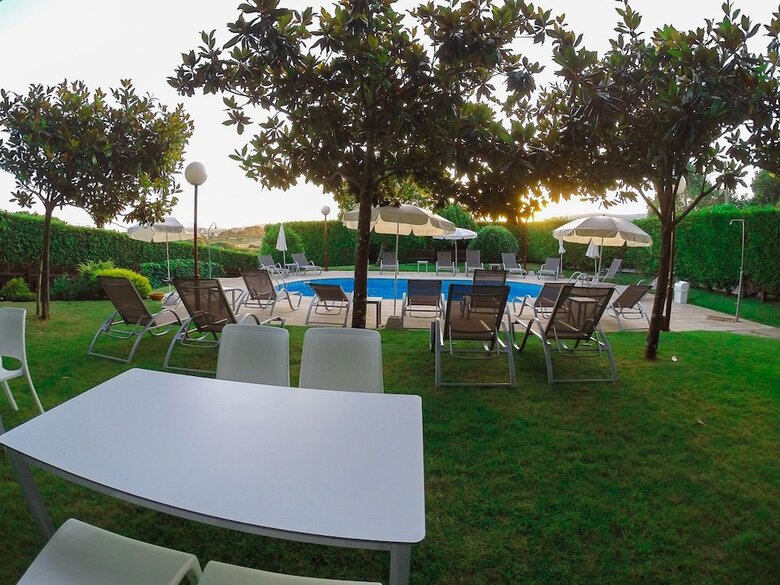 Hotel Lombi�a