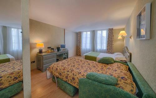 Hotel Logis Le Tadorne