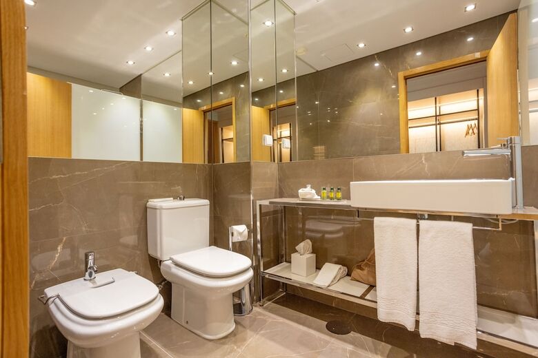 Cidnay - Hotel & Executive Center