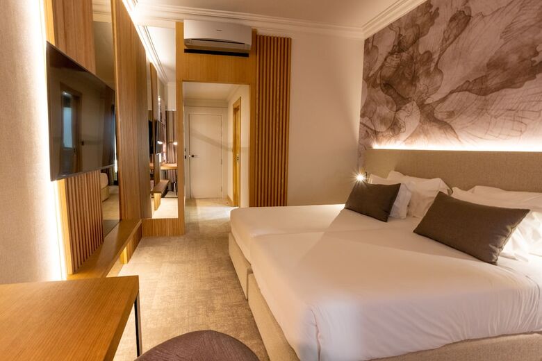 Cidnay - Hotel & Executive Center