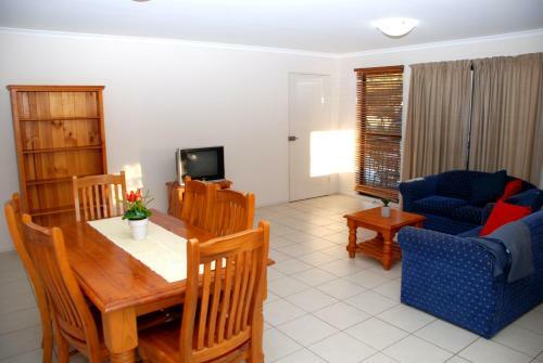 Amberoo Apartments