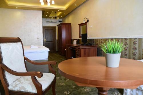 Hotel Complex Praveshki Hanove