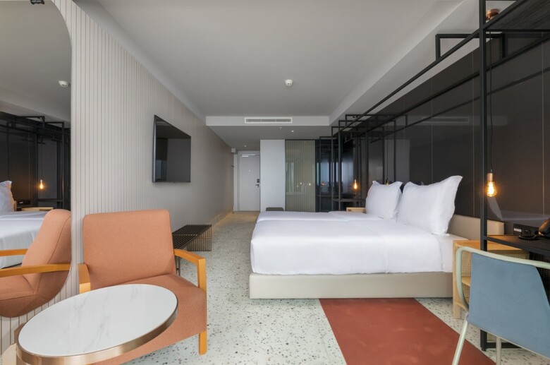 Hotel Next By Savoy Signature