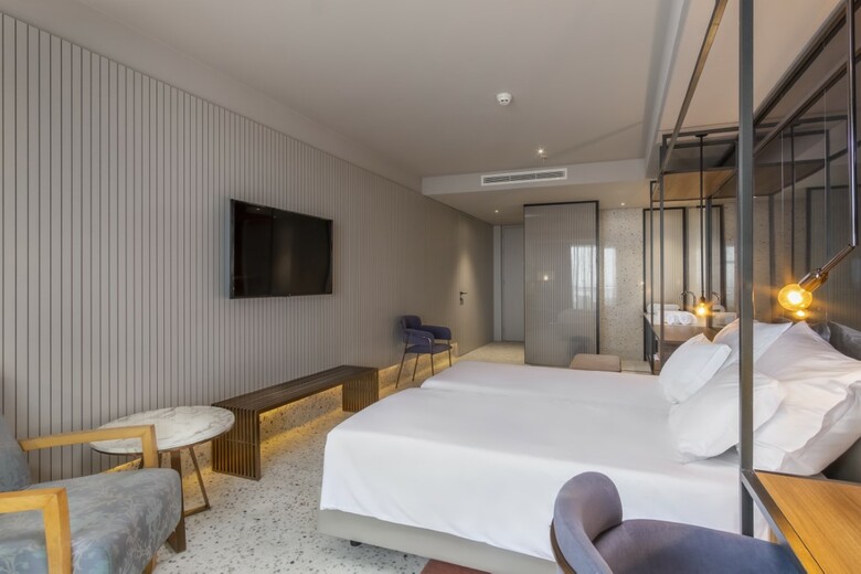 Hotel Next By Savoy Signature