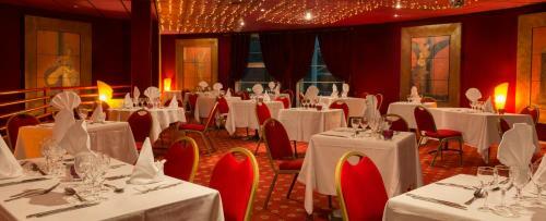 Hotel Espace Leonard De Vinci
