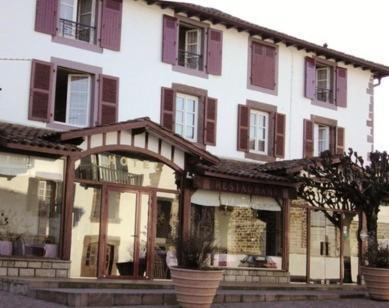 Hotel H�tel Camou