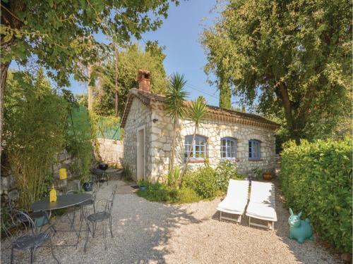 Holiday Home Chemin Denys Amiel
