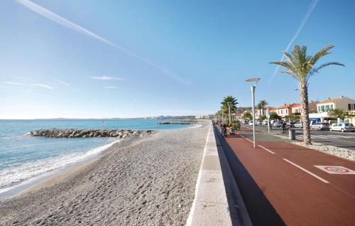Holiday Home Chemin Denys Amiel