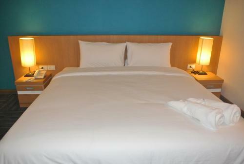 Hotel S Tara Grand
