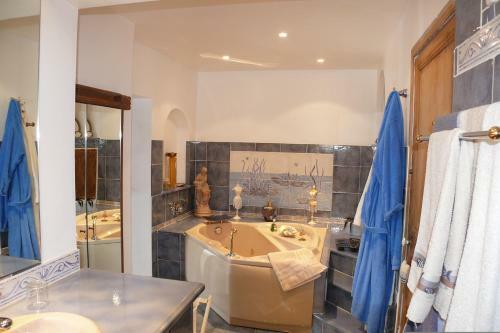 Bed & Breakfast Parfum De Roses