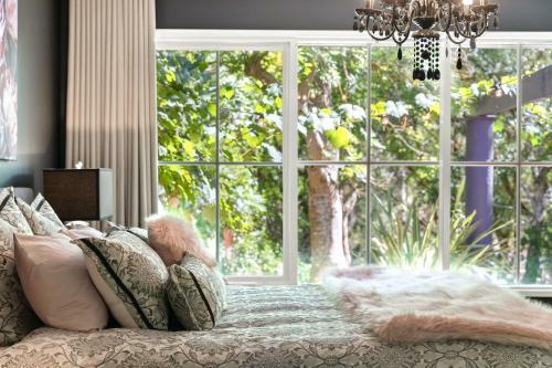 Bed & Breakfast Adelaide Hills Country Cottages