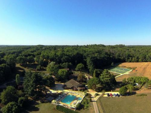 Lodge Holiday Home Vezou Gavaudun