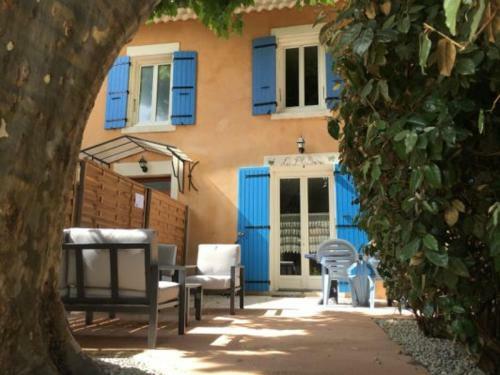 G�te La Bastide Jourdan