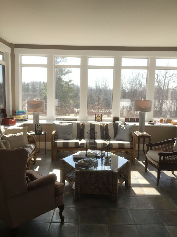 Clyde Hall Bed And Breakfast