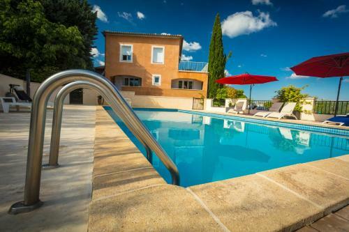 Hotel H�tel Le Saint-geni�s