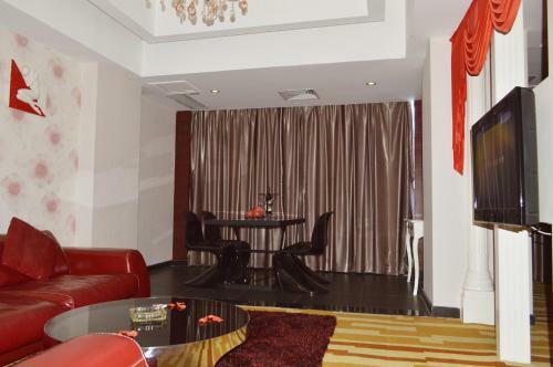 Huangma Holiday Hotel