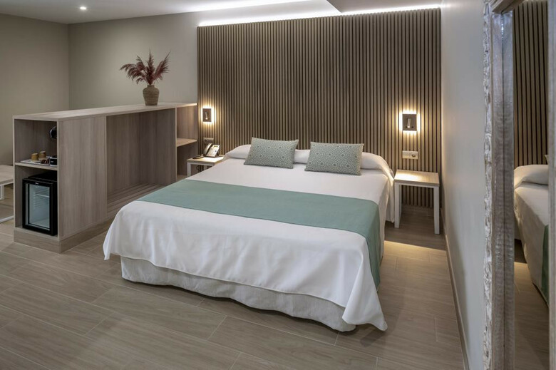 Hotel 4r Gran Europe