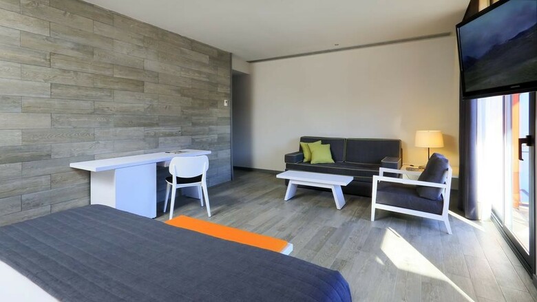 Hotel Estival Centurion
