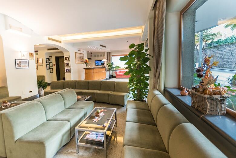 Comfort Hotel Gardenia Sorrento Coast