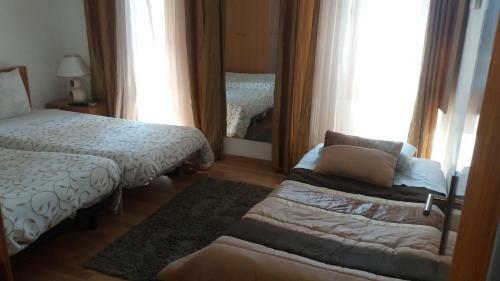 Hostal Alojamento Cesarini