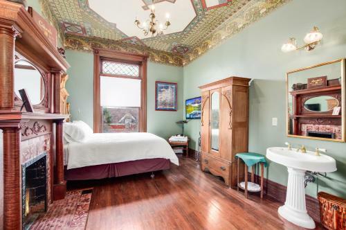 Bed & Breakfast Lumber Baron Inn And Gardens