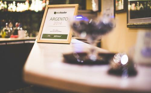 Hotel Albergo Quari