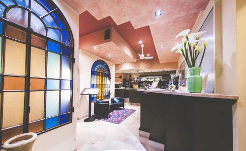 Hotel Albergo Quari