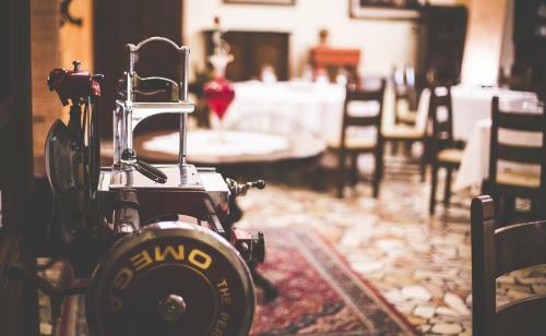 Hotel Albergo Quari