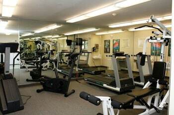 Hotel Candlewood Suites East Lansing