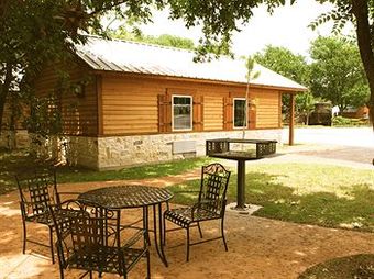 Apartamento Rustic Creek Ranch Resort At North Jellystone Park