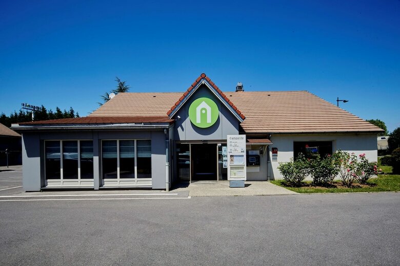 Hotel Campanile Evry Ouest - Corbeil