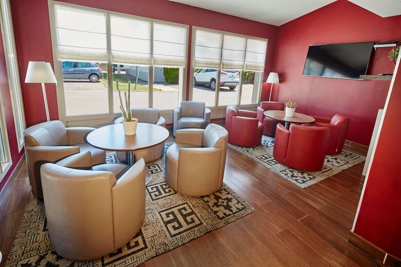Hotel Campanile Evry Ouest - Corbeil