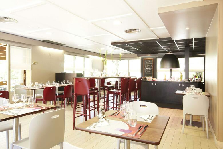 Hotel Kyriad Marseille - Vitrolles A�roport