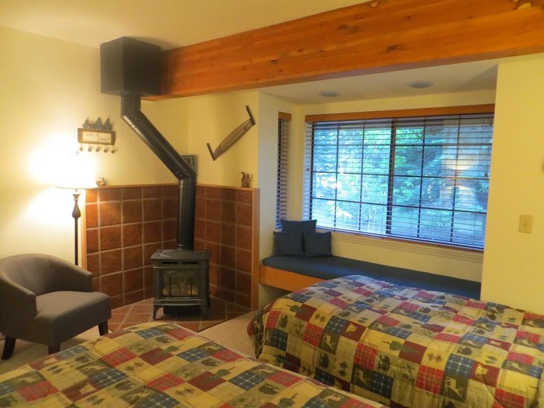 Donner Lake Inn B&B