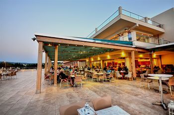 Hotel Kiani Beach Resort- All Inclusive