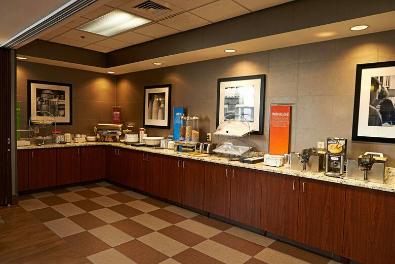 Hotel Hampton Inn & Suites Scottsburg
