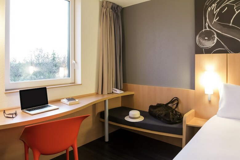 Hotel Ibis N�mes Ouest