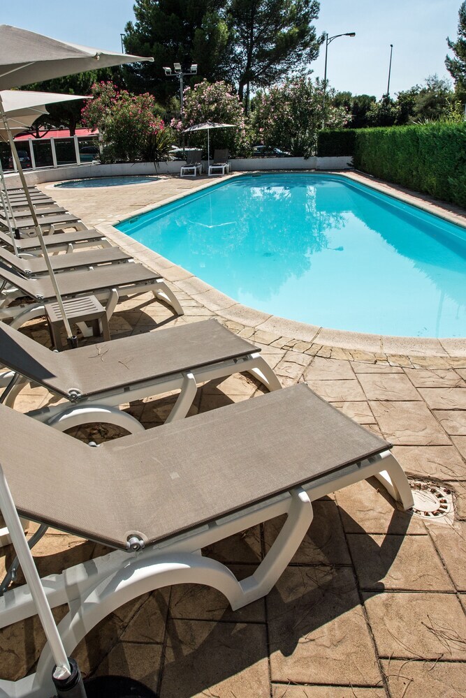 Hotel Ibis N�mes Ouest