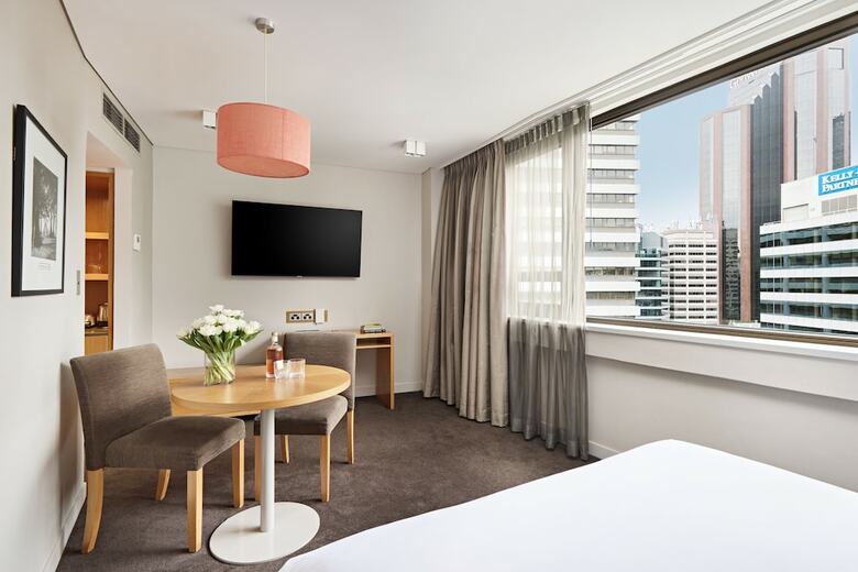Hotel Harbourview